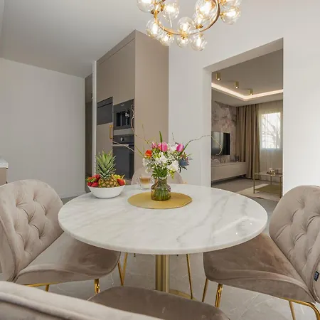 Apartament Sea La Vie *